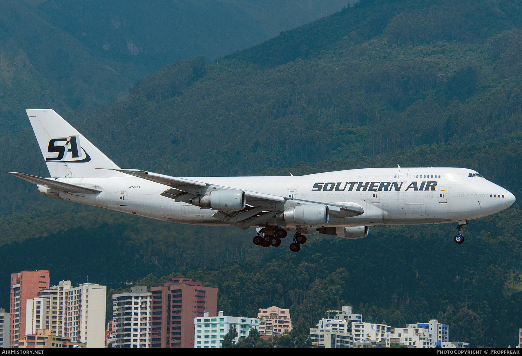 Aircraft Photo of N746SA | Boeing 747-206B(SF/SUD) | Southern Air | AirHistory.net #553943