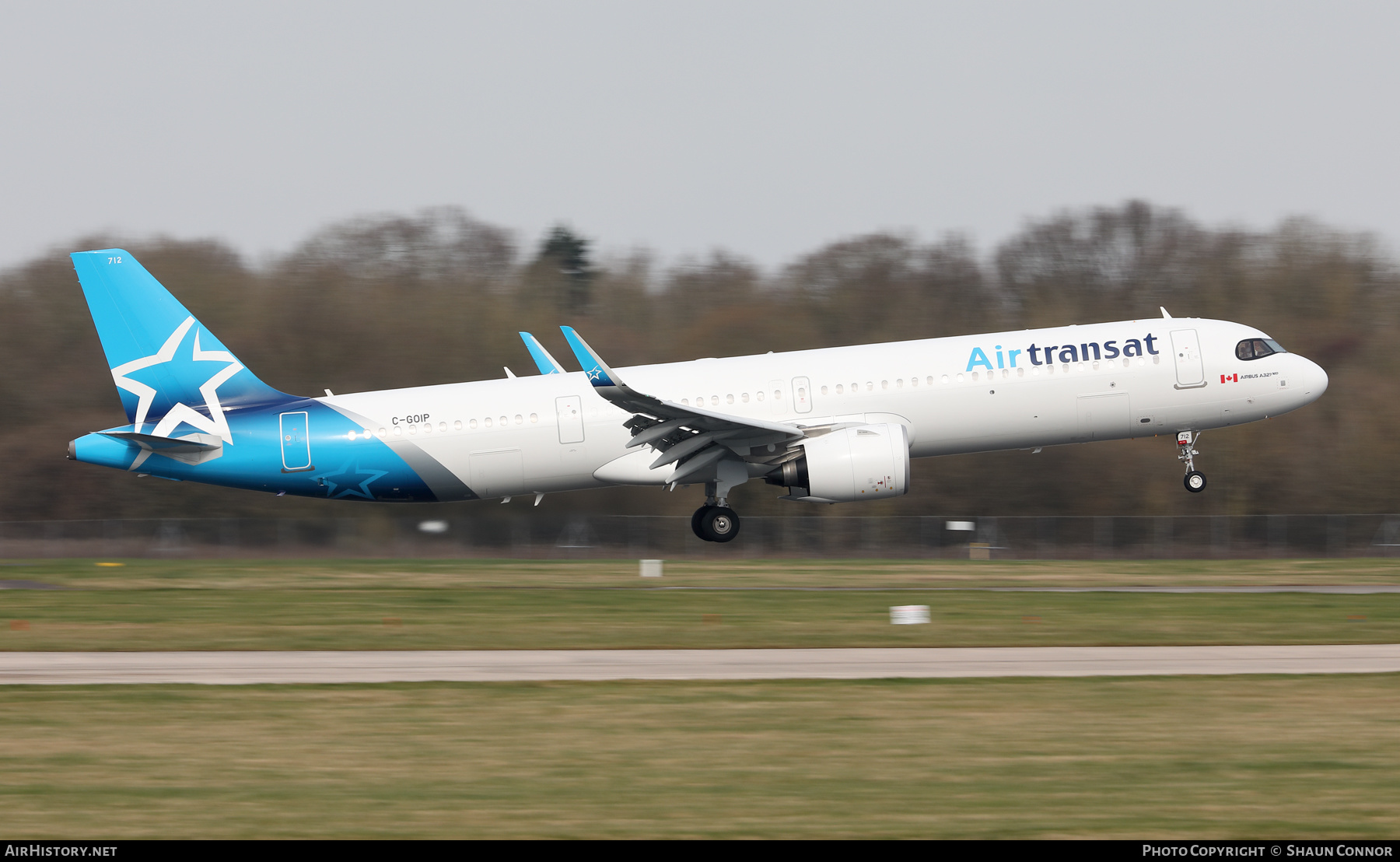 Aircraft Photo of C-GOIP | Airbus A321-271NX | Air Transat | AirHistory.net #553964