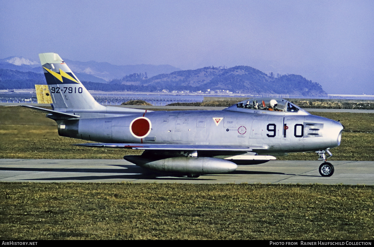Aircraft Photo of 92-7910 | North American F-86F Sabre | Japan - Air Force | AirHistory.net #554040