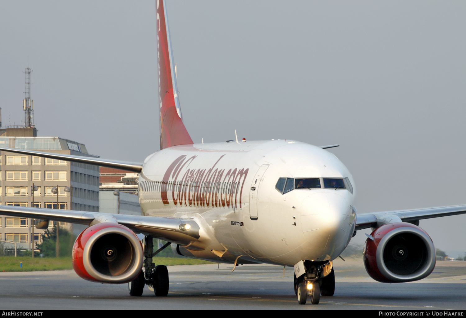 Aircraft Photo of TC-TJH | Boeing 737-86J | Corendon Airlines | AirHistory.net #554076