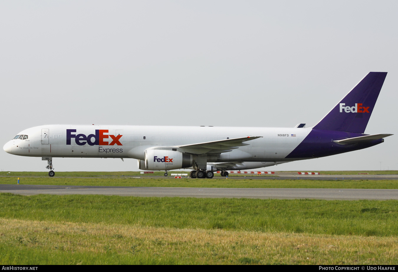 Aircraft Photo of N918FD | Boeing 757-23A(SF) | FedEx Express - Federal Express | AirHistory.net #554124