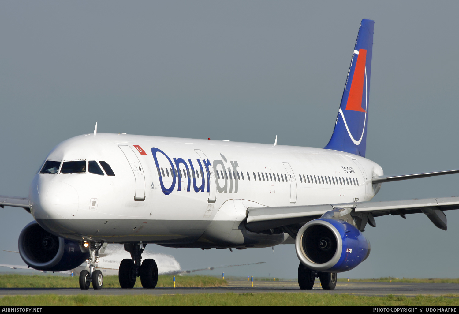 Aircraft Photo of TC-OAN | Airbus A321-231 | Onur Air | AirHistory.net #554126
