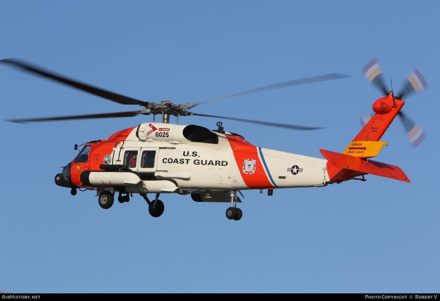 Aircraft Photo of 6025 | Sikorsky MH-60T Jayhawk (S-70B-5) | USA - Coast Guard | AirHistory.net #554306