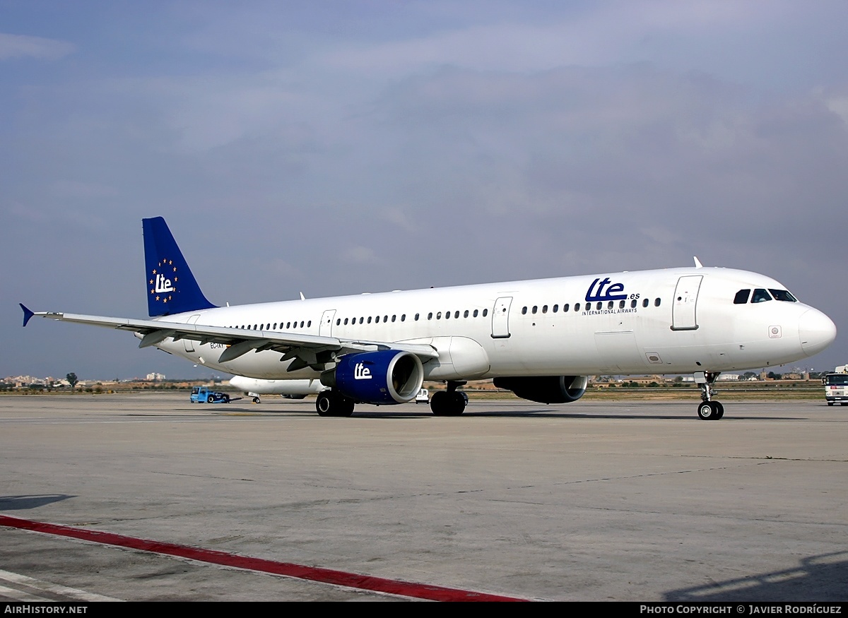 Aircraft Photo of EC-IXY | Airbus A321-211 | LTE International Airways | AirHistory.net #554399