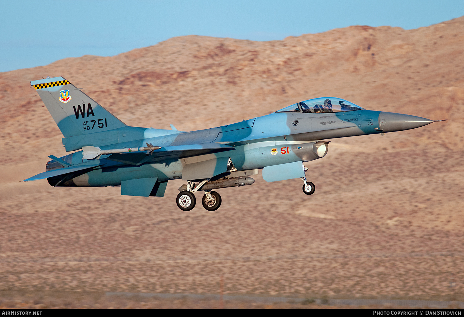 Aircraft Photo of 90-0751 / AF90-751 | General Dynamics F-16CM Fighting Falcon | USA - Air Force | AirHistory.net #554436