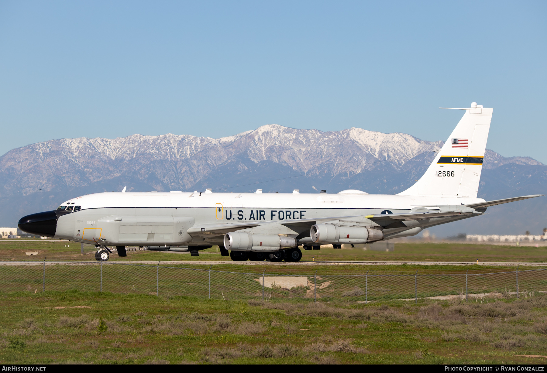 Aircraft Photo of 61-2666 / 12666 | Boeing NC-135W | USA - Air Force | AirHistory.net #554487