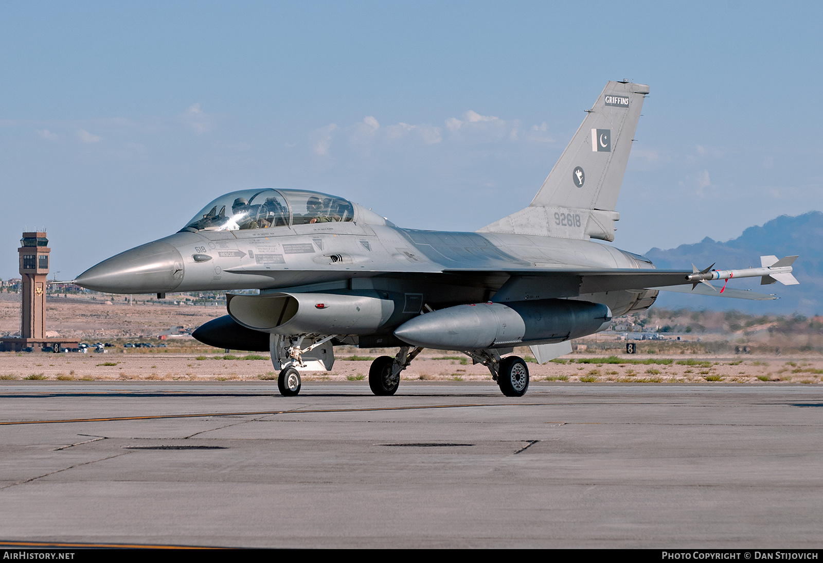 Aircraft Photo of 92618 | General Dynamics F-16BM Fighting Falcon | Pakistan - Air Force | AirHistory.net #554516