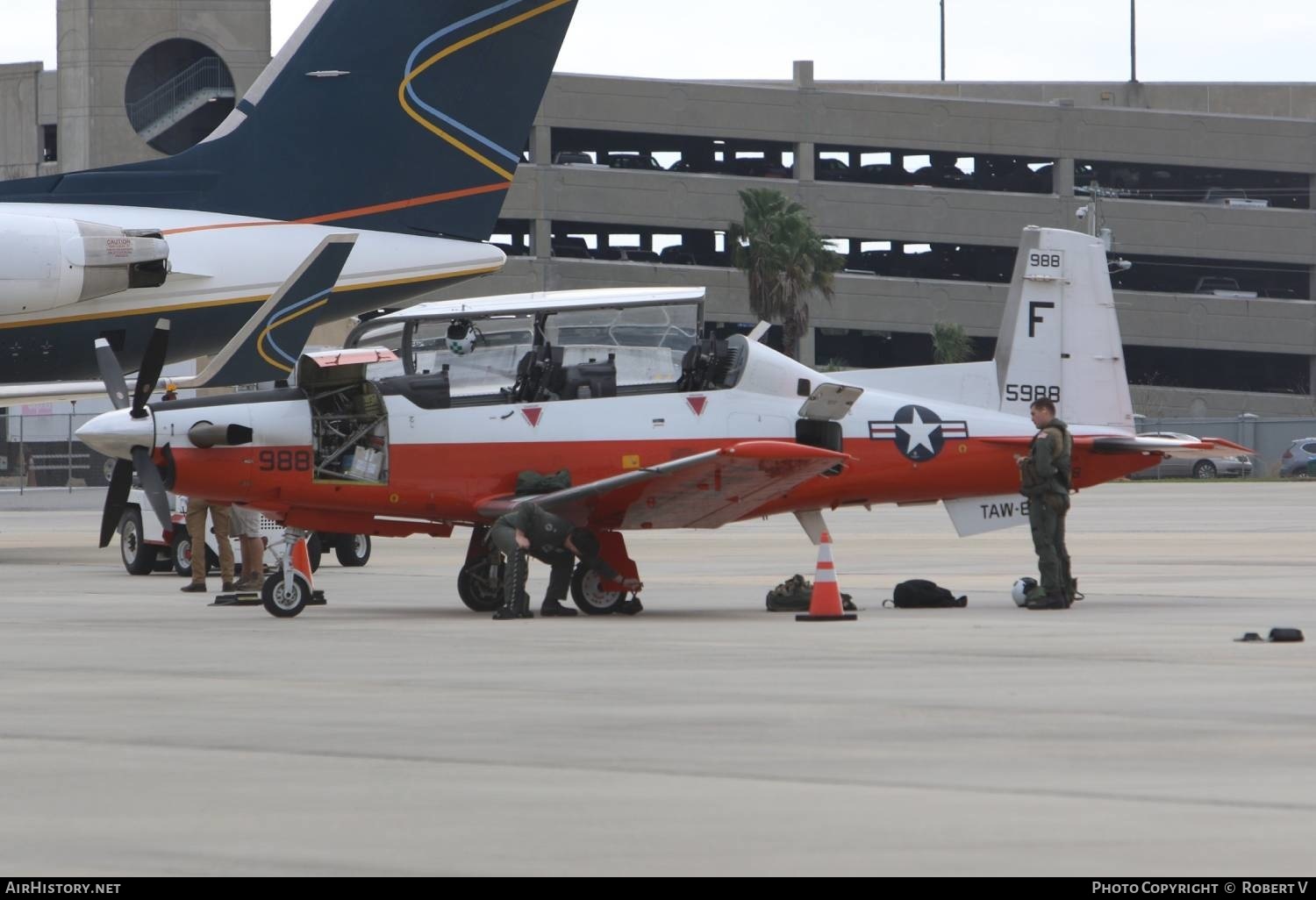 Aircraft Photo of 165988 | Raytheon T-6A Texan II | USA - Navy | AirHistory.net #554548