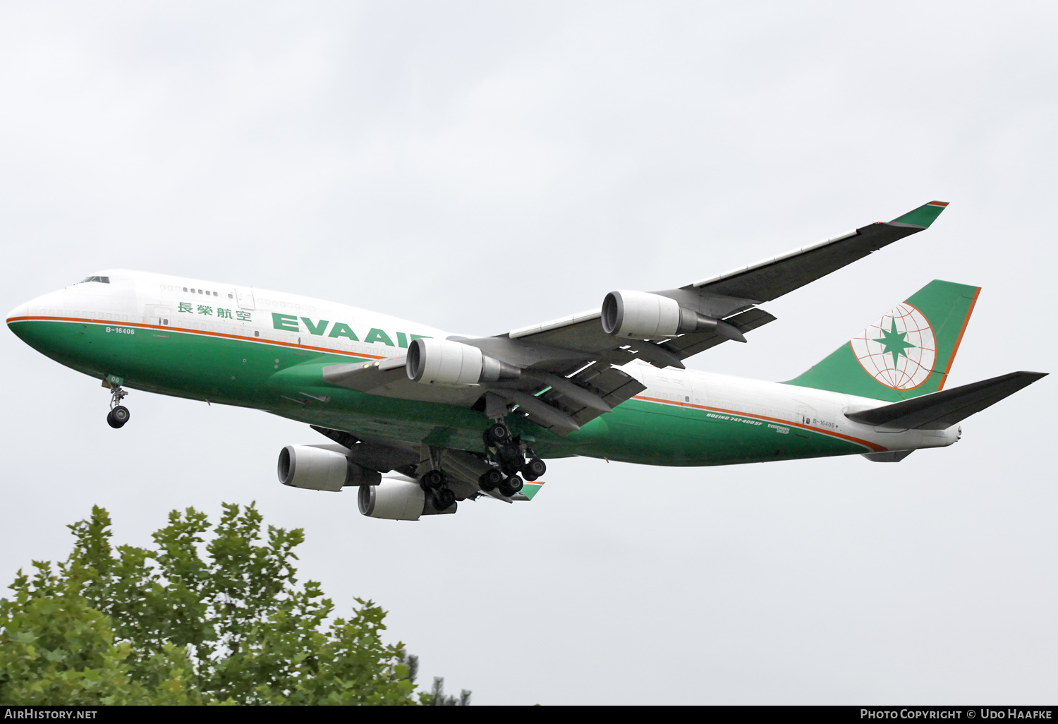 Aircraft Photo of B-16406 | Boeing 747-45E(BDSF) | EVA Air Cargo | AirHistory.net #554567