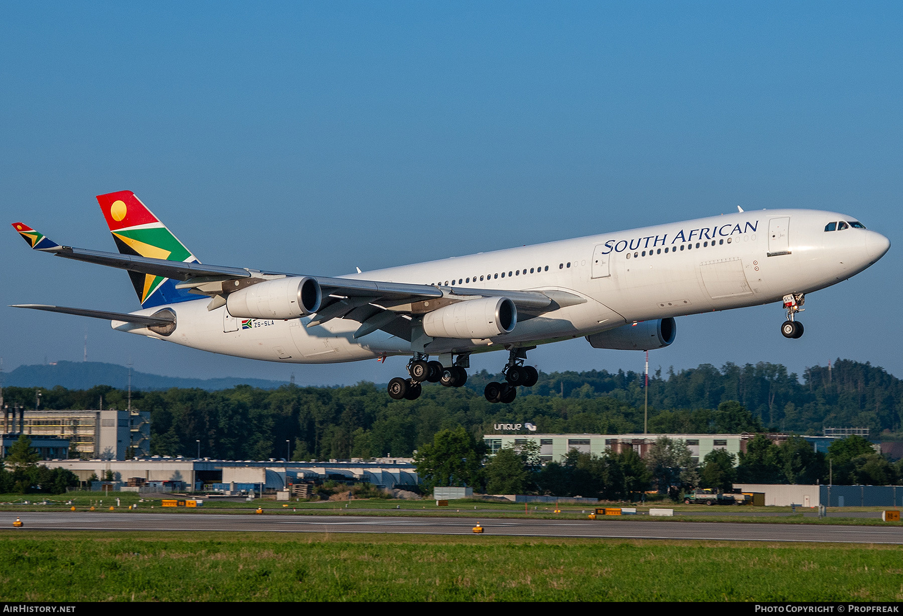 Aircraft Photo of ZS-SLA | Airbus A340-211 | South African Airways | AirHistory.net #554679