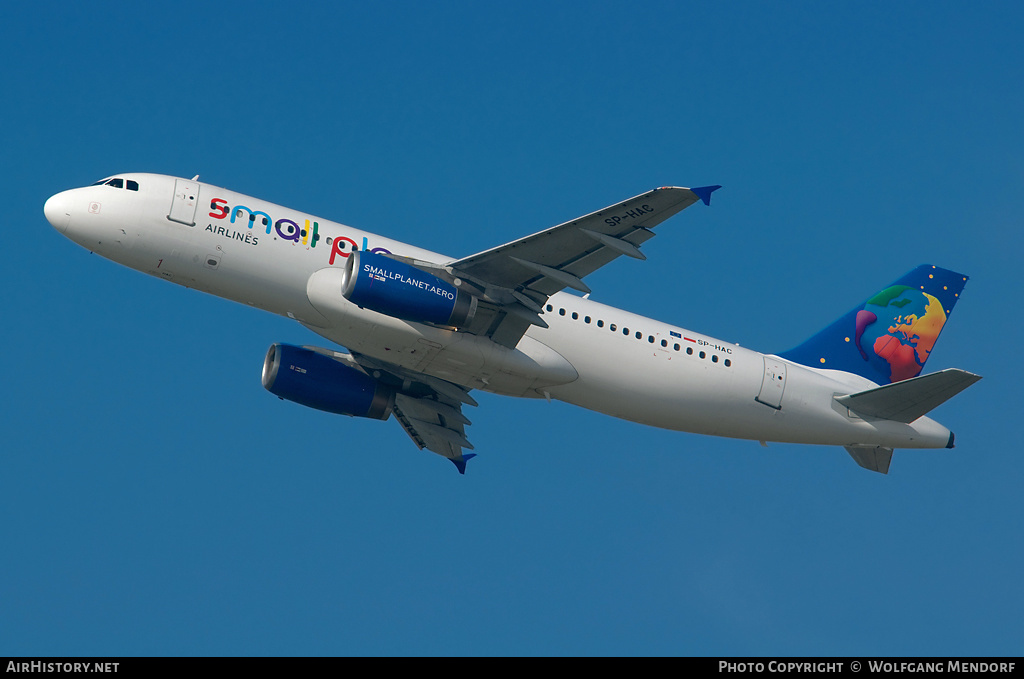 Aircraft Photo of SP-HAC | Airbus A320-233 | Small Planet Airlines | AirHistory.net #554794