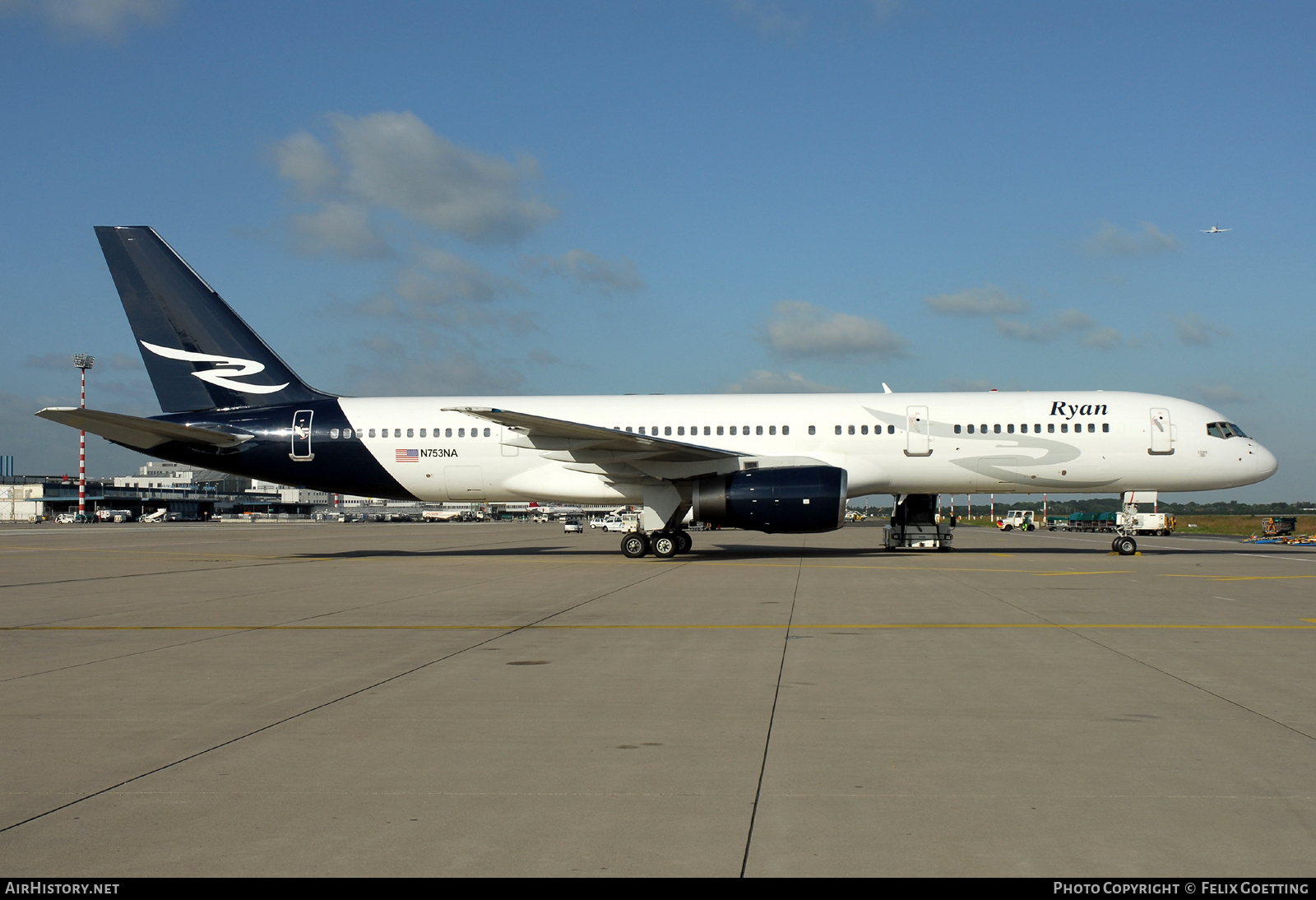Aircraft Photo of N753NA | Boeing 757-28A | Ryan International Airlines | AirHistory.net #554826
