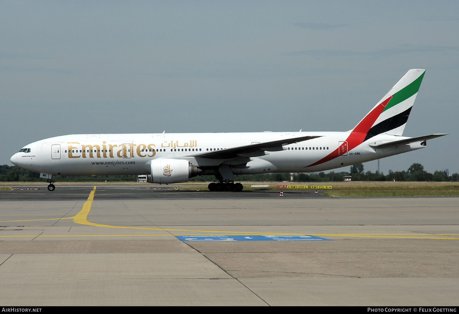 Aircraft Photo of A6-EMK | Boeing 777-21H/ER | Emirates | AirHistory.net #554931