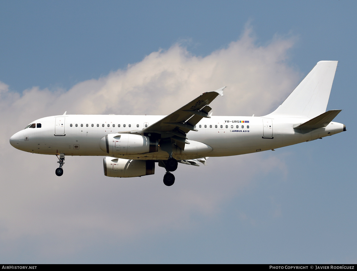 Aircraft Photo of YR-URS | Airbus A319-132 | AirHistory.net #554979