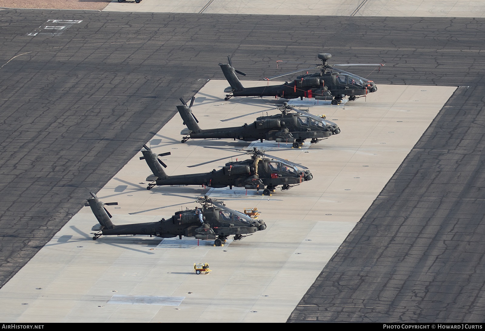 Aircraft Photo of 99-02051 / 92051 | Boeing AH-64D Apache Longbow | Singapore - Air Force | AirHistory.net #555020