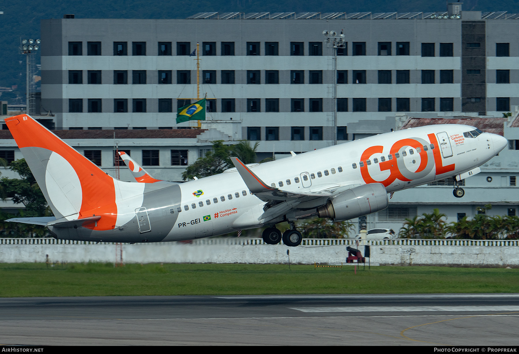 Aircraft Photo of PR-GEI | Boeing 737-76N | GOL Linhas Aéreas | AirHistory.net #555038