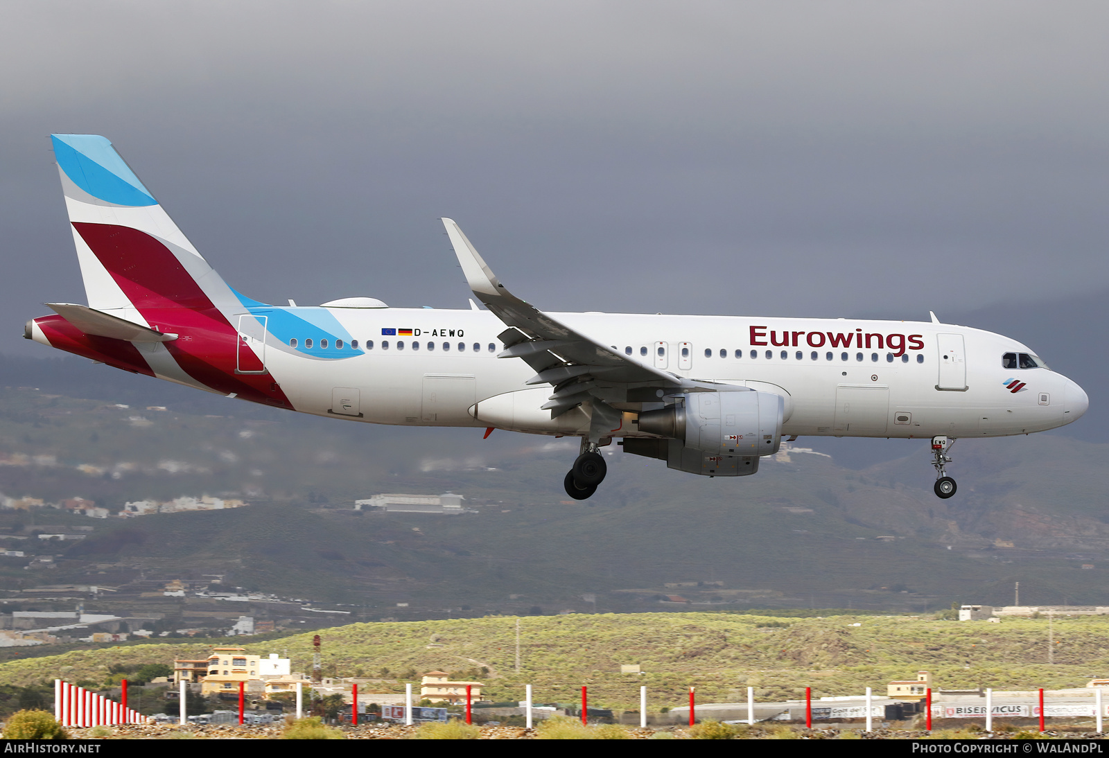 Aircraft Photo of D-AEWQ | Airbus A320-214 | Eurowings | AirHistory.net #555065