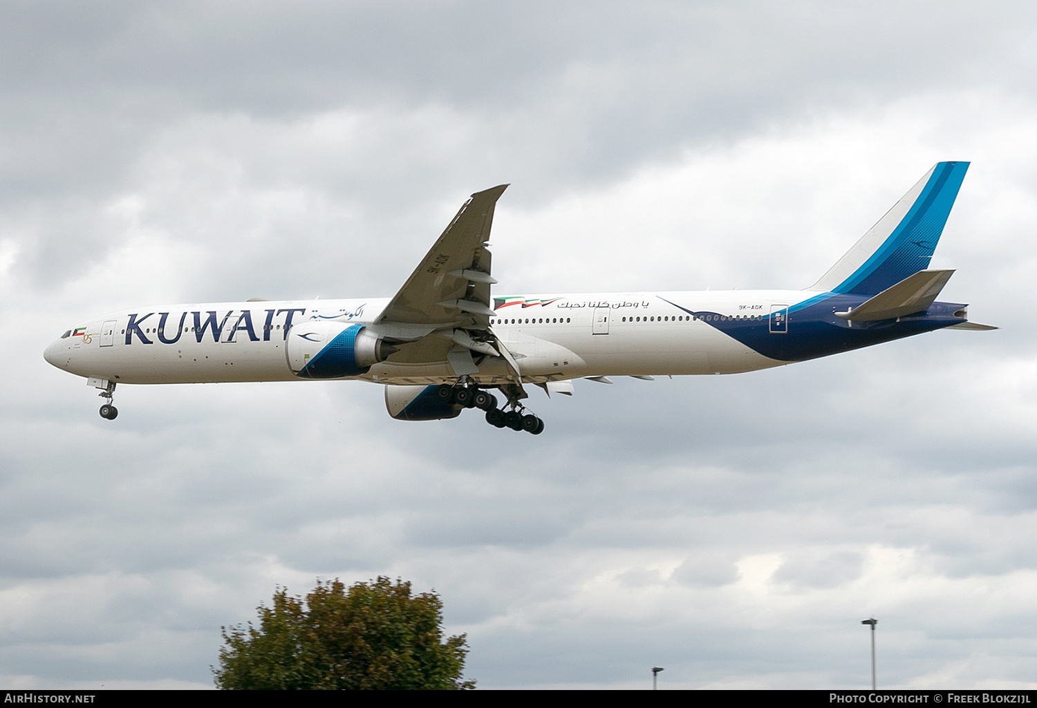 Aircraft Photo of 9K-AOK | Boeing 777-300/ER | Kuwait Airways | AirHistory.net #555091