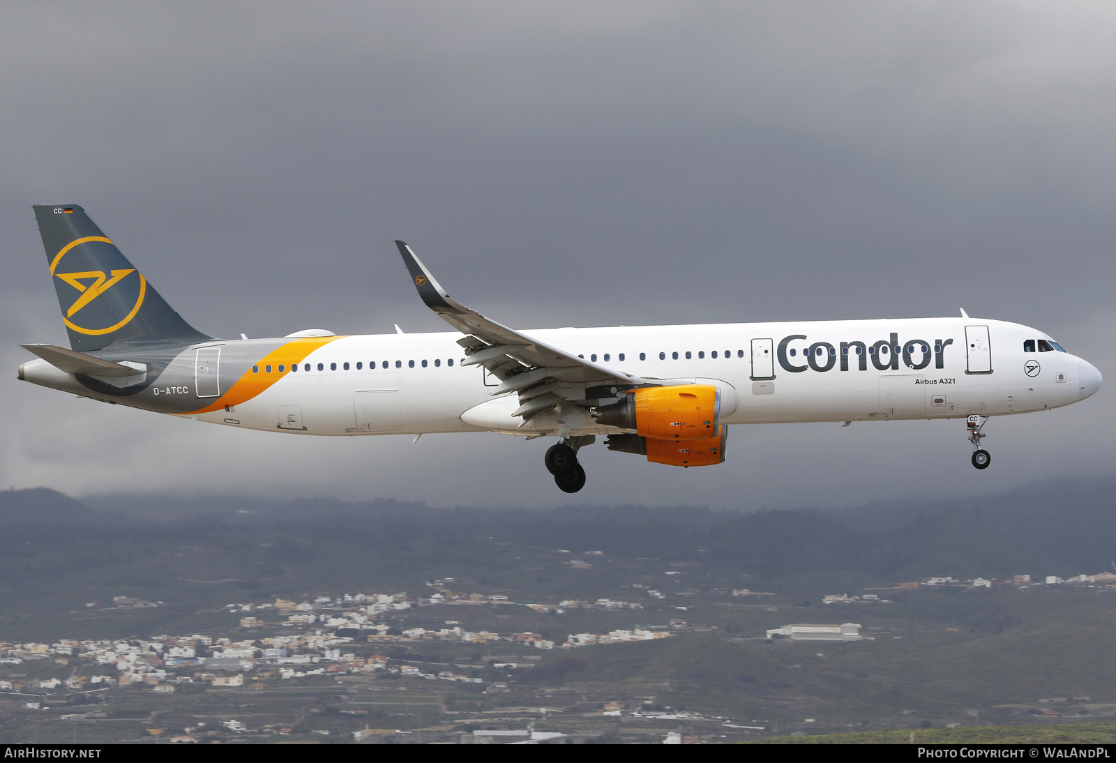 Aircraft Photo of D-ATCC | Airbus A321-211 | Condor Flugdienst | AirHistory.net #555110