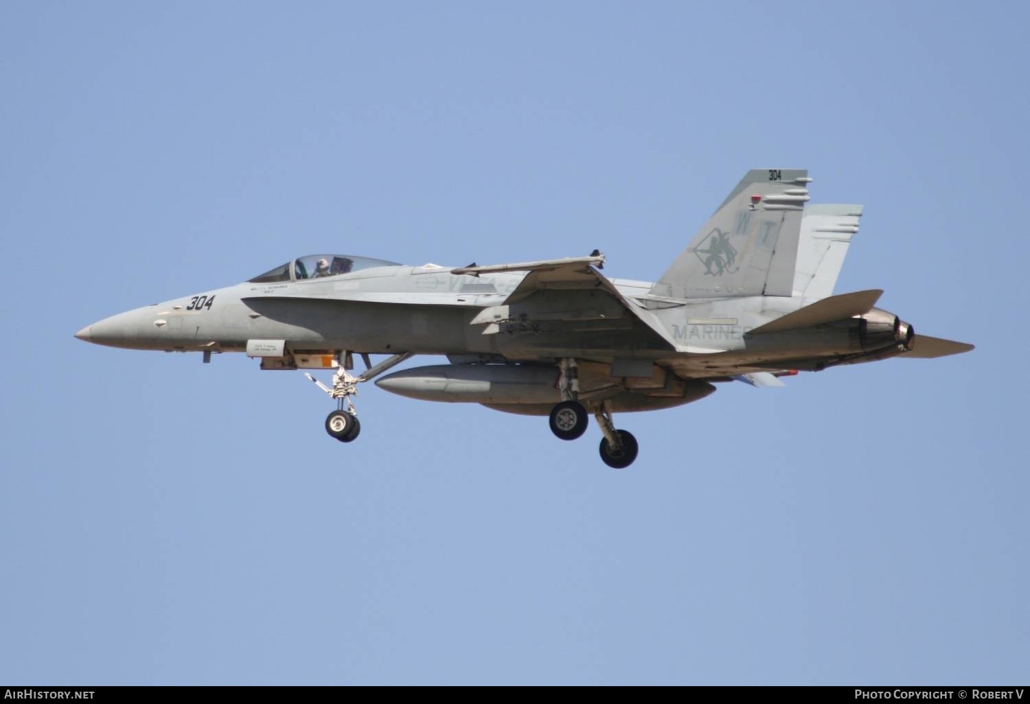 Aircraft Photo of 164698 | McDonnell Douglas F/A-18C Hornet | USA - Marines | AirHistory.net #555225