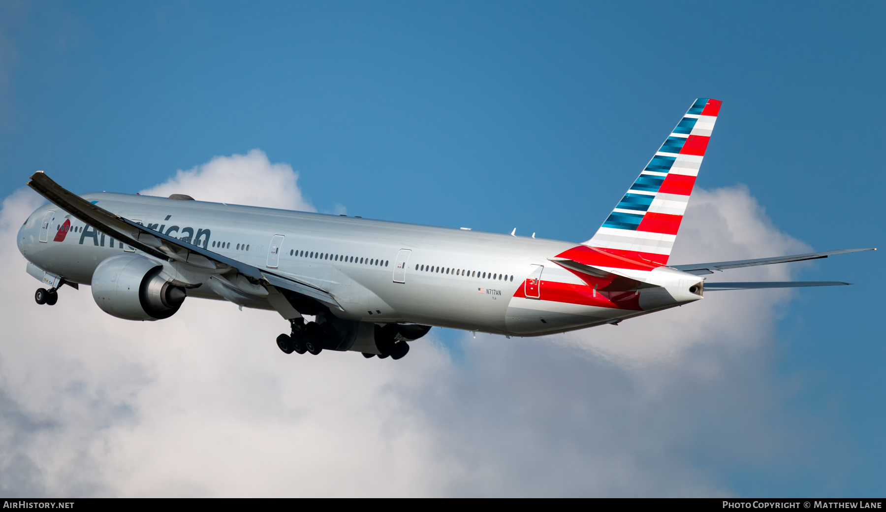 Aircraft Photo of N717AN | Boeing 777-323/ER | American Airlines | AirHistory.net #555313