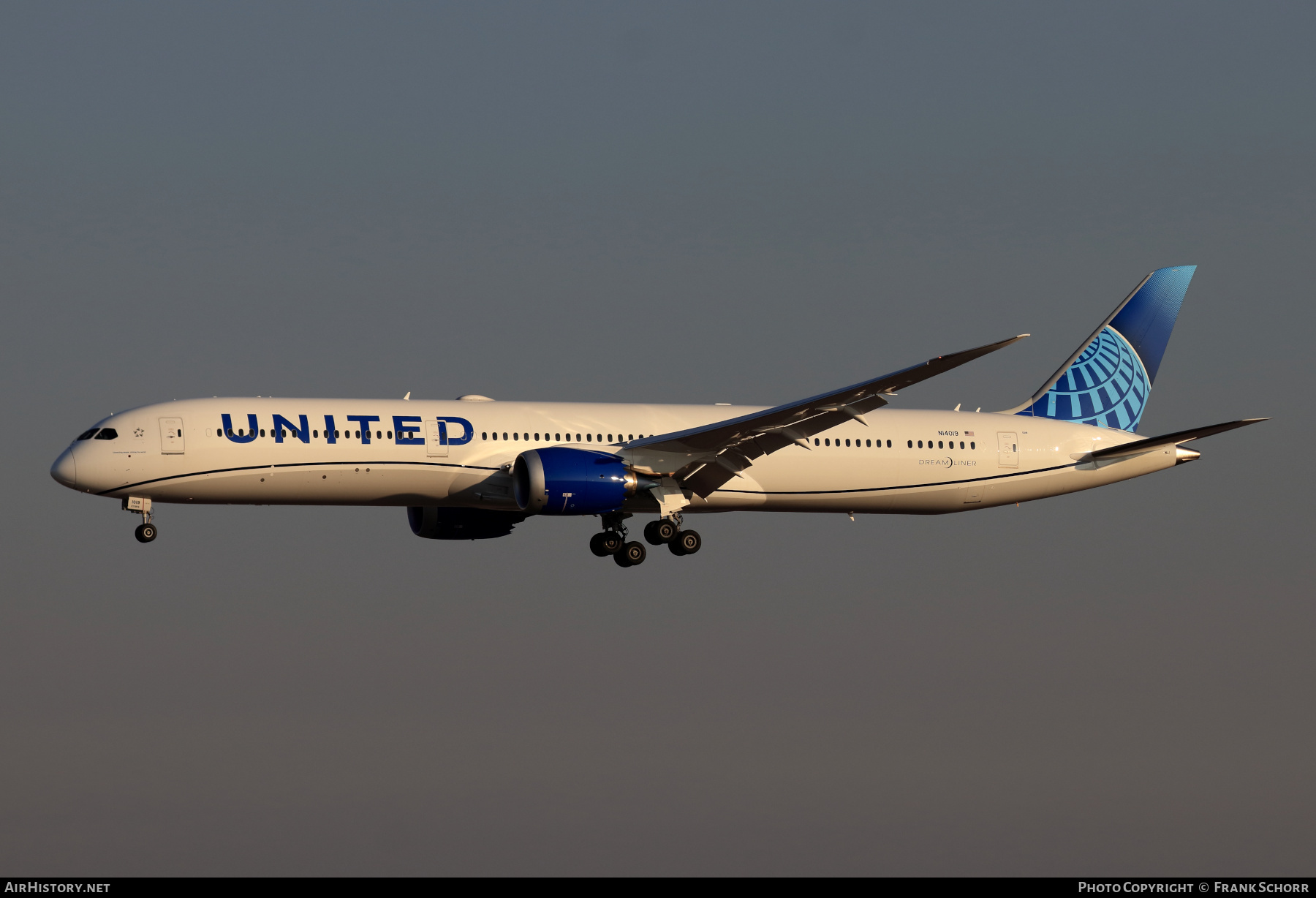 Aircraft Photo of N14019 | Boeing 787-10 Dreamliner | United Airlines | AirHistory.net #555322