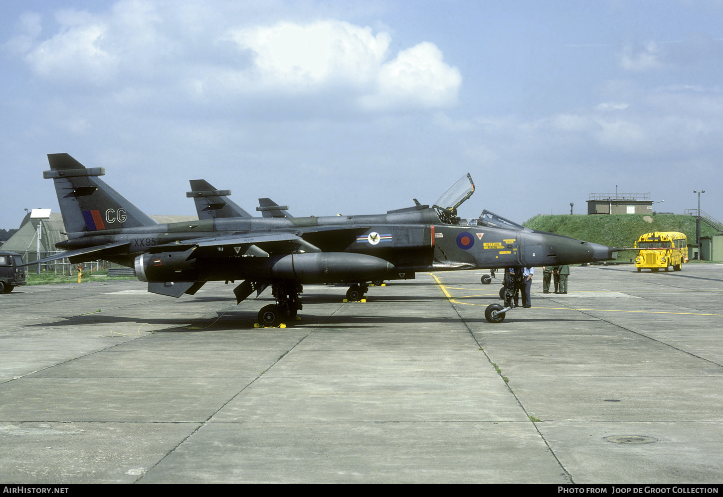 Aircraft Photo of XX957 | Sepecat Jaguar GR1 | UK - Air Force | AirHistory.net #555416