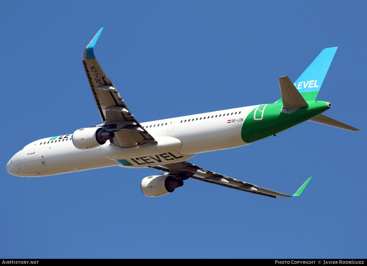 Aircraft Photo of OE-LCN | Airbus A321-211 | Level | AirHistory.net #555424