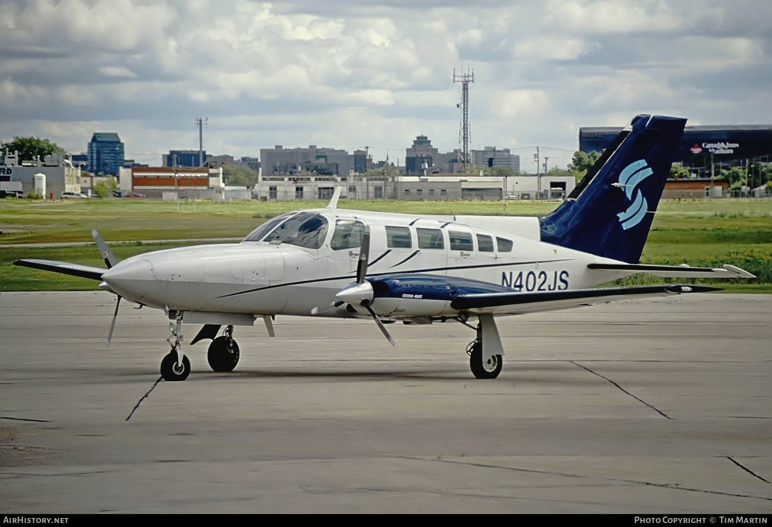 Aircraft Photo of N402JS | Cessna 402C | Skyward Aviation | AirHistory.net #555485