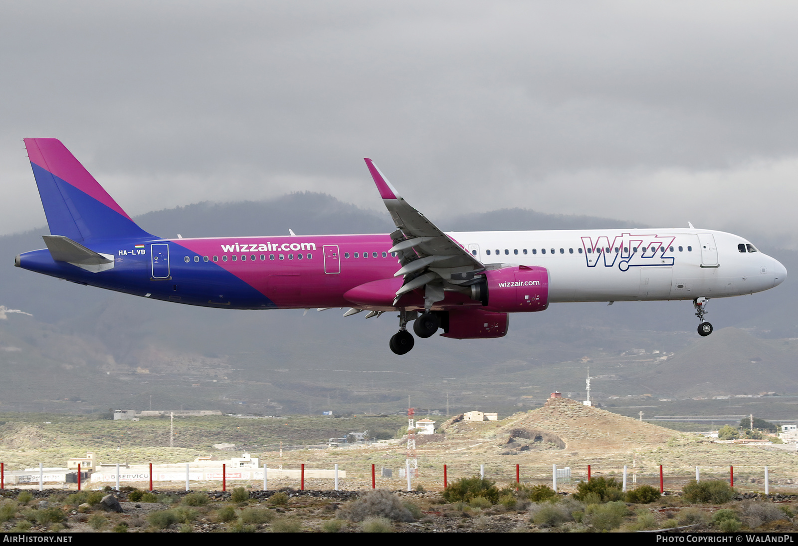 Aircraft Photo of HA-LVB | Airbus A321-271NX | Wizz Air | AirHistory.net #555537