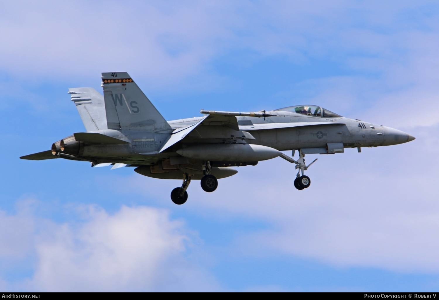 Aircraft Photo of 165400 | McDonnell Douglas F/A-18C Hornet | USA - Marines | AirHistory.net #555583