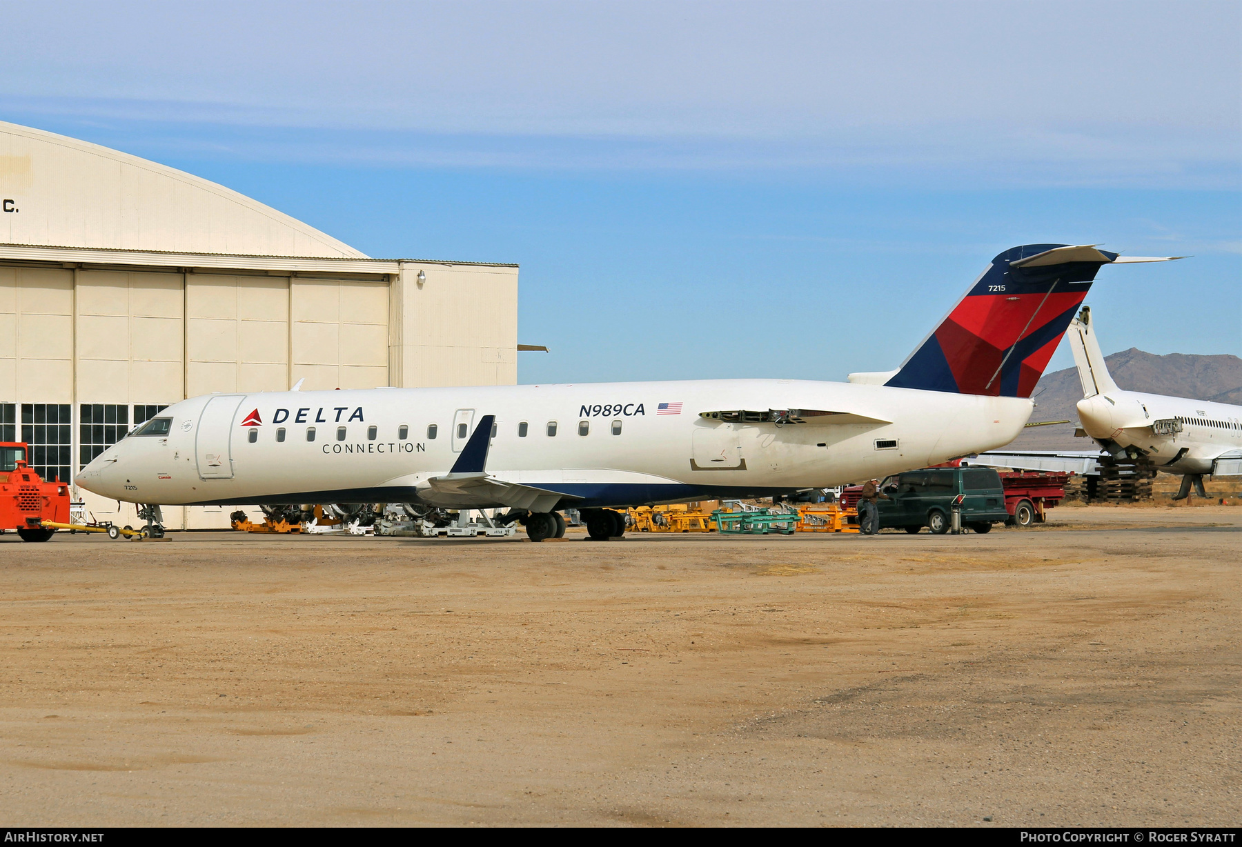 Aircraft Photo of N989CA | Canadair CRJ-100ER (CL-600-2B19) | Delta Connection | AirHistory.net #555595