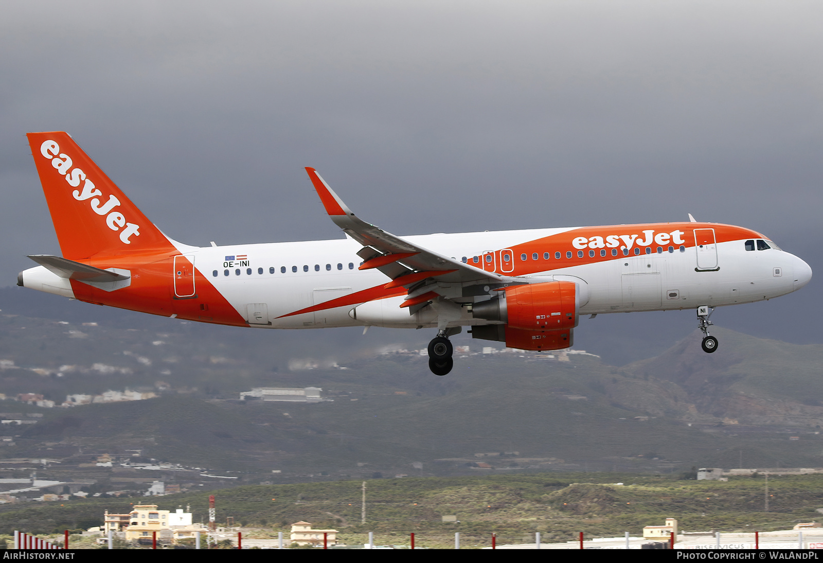 Aircraft Photo of OE-INI | Airbus A320-214 | EasyJet | AirHistory.net #555607