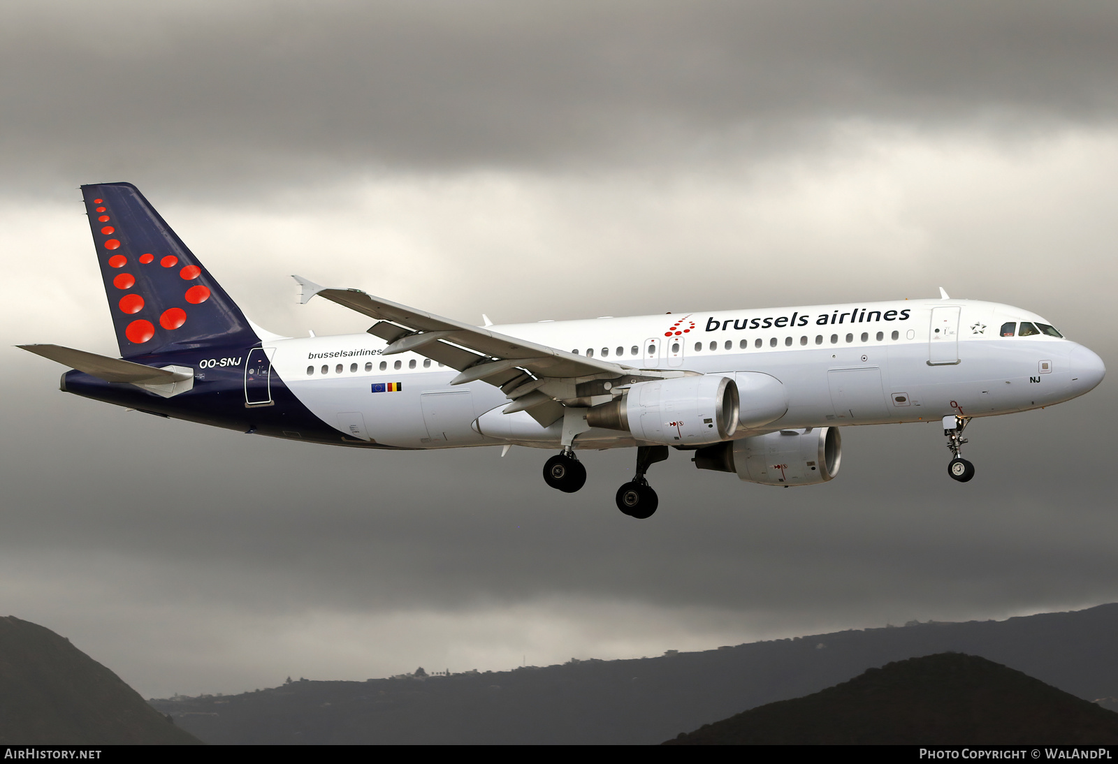 Aircraft Photo of OO-SNJ | Airbus A320-214 | Brussels Airlines | AirHistory.net #555608