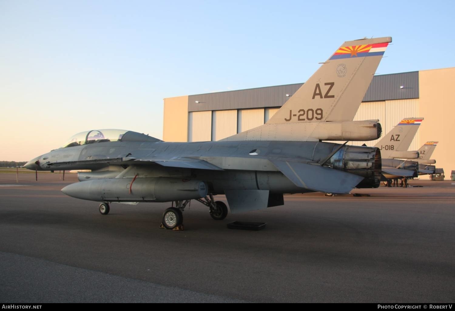 Aircraft Photo of J-209 | General Dynamics F-16B Fighting Falcon | Netherlands - Air Force | AirHistory.net #555611