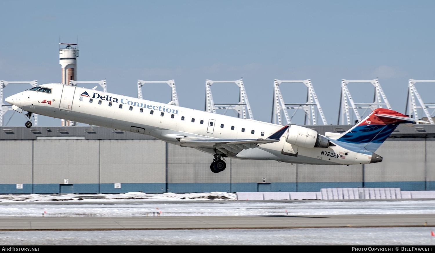 Aircraft Photo of N722EV | Bombardier CRJ-701ER (CL-600-2C10) | Delta Connection | AirHistory.net #555615
