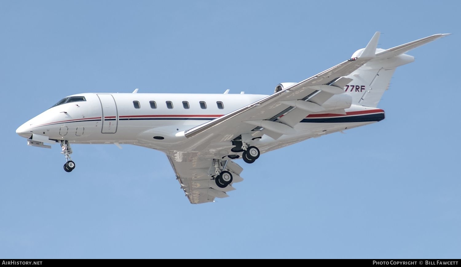 Aircraft Photo of N877RF | Bombardier Challenger 300 (BD-100-1A10) | AirHistory.net #555626