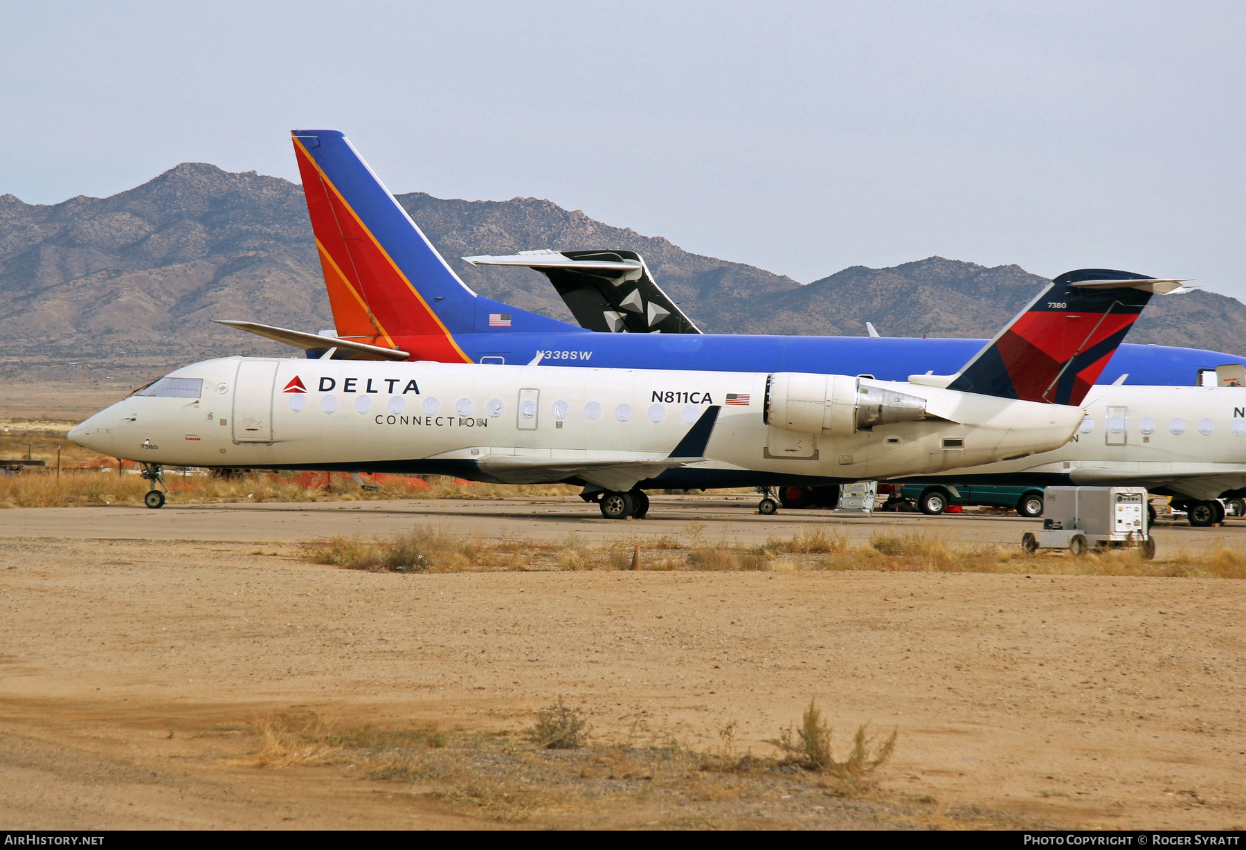 Aircraft Photo of N811CA | Canadair CRJ-100ER (CL-600-2B19) | Delta Connection | AirHistory.net #555720