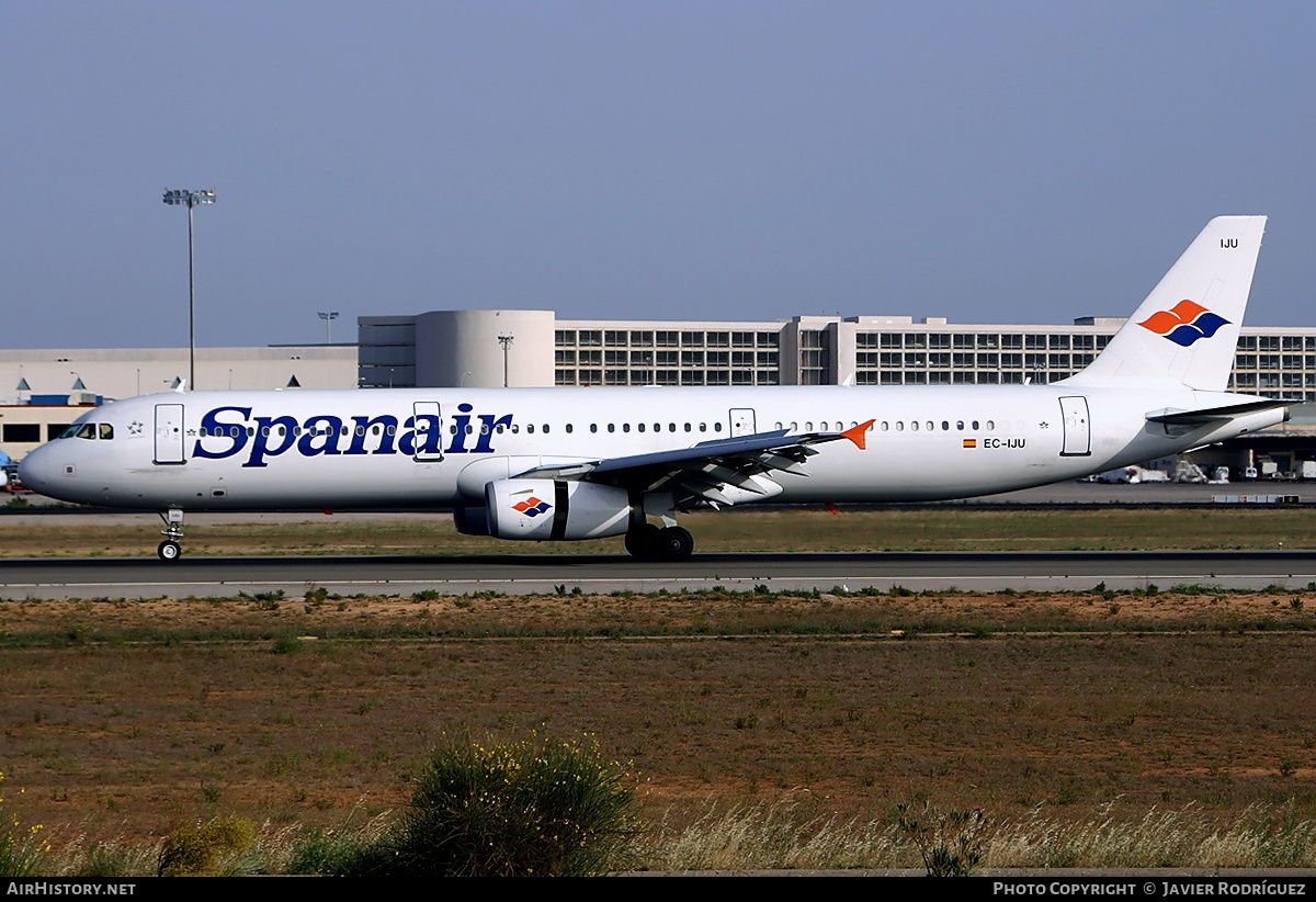 Aircraft Photo of EC-IJU | Airbus A321-231 | Spanair | AirHistory.net #555729