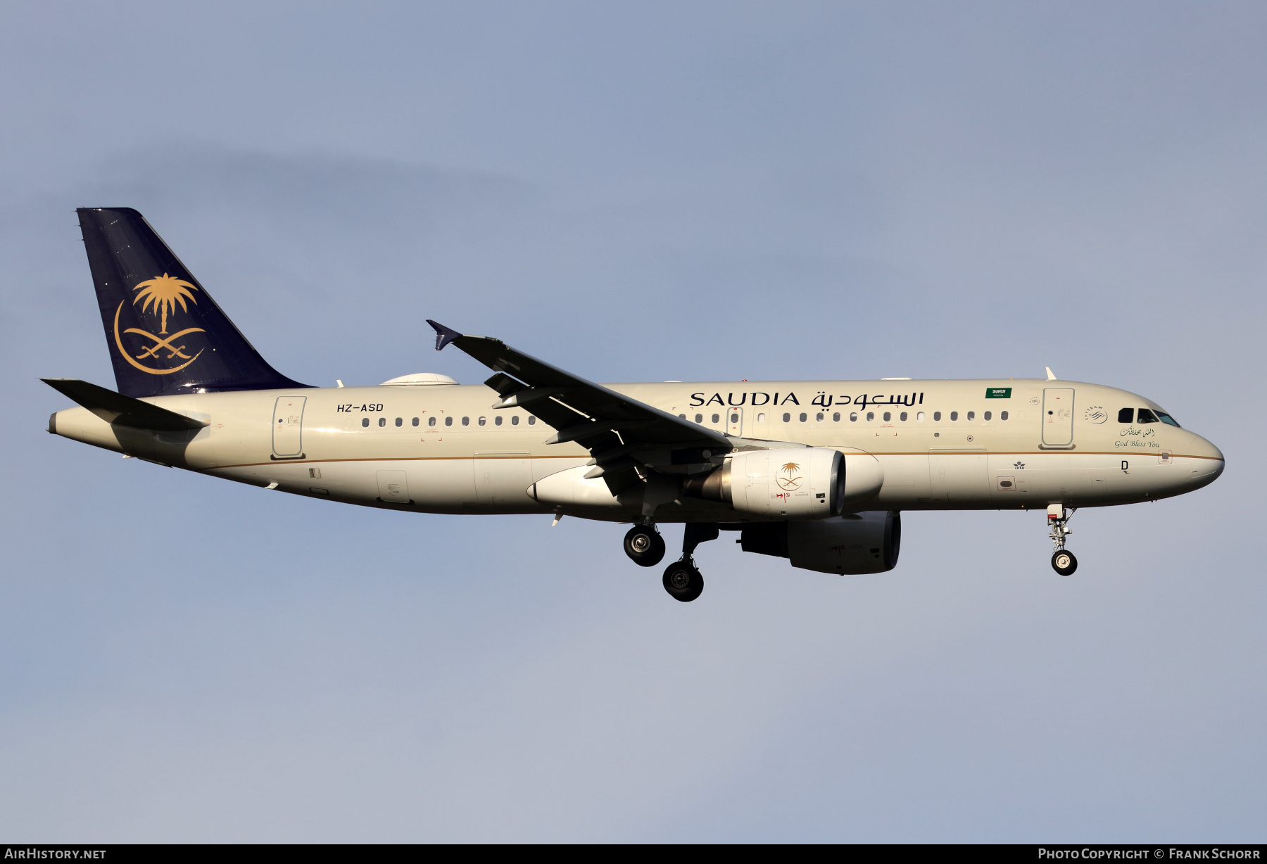 Aircraft Photo of HZ-ASD | Airbus A320-214 | Saudia - Saudi Arabian Airlines | AirHistory.net #555741