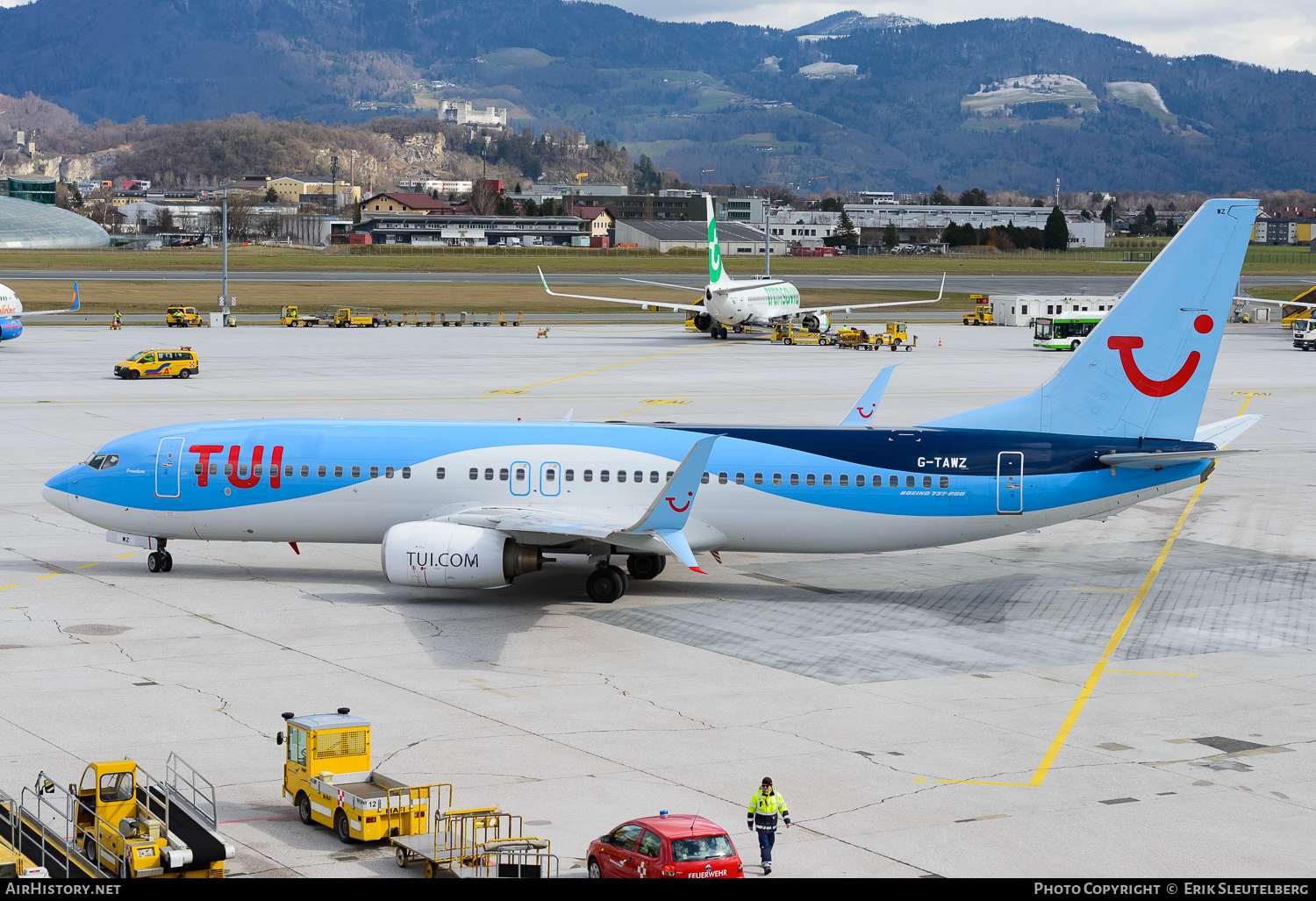 Aircraft Photo of G-TAWZ | Boeing 737-86N | TUI | AirHistory.net #555837