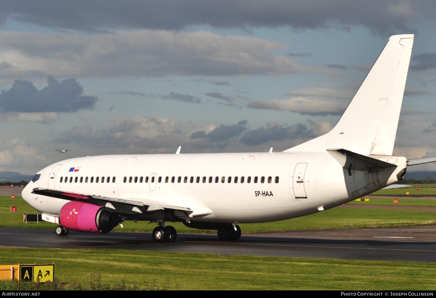 Aircraft Photo of SP-HAA | Boeing 737-322 | FlyLAL Charters | AirHistory.net #555885
