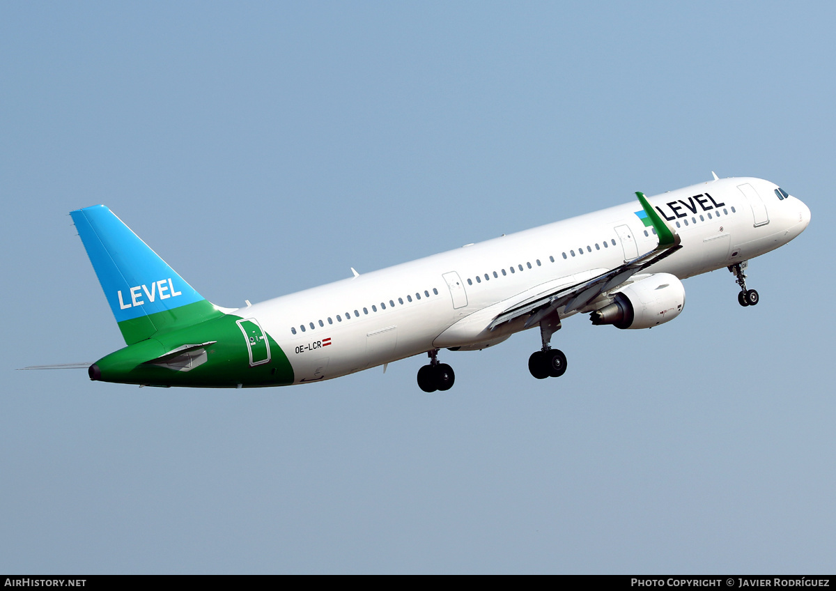 Aircraft Photo of OE-LCR | Airbus A321-211 | Level | AirHistory.net #555886