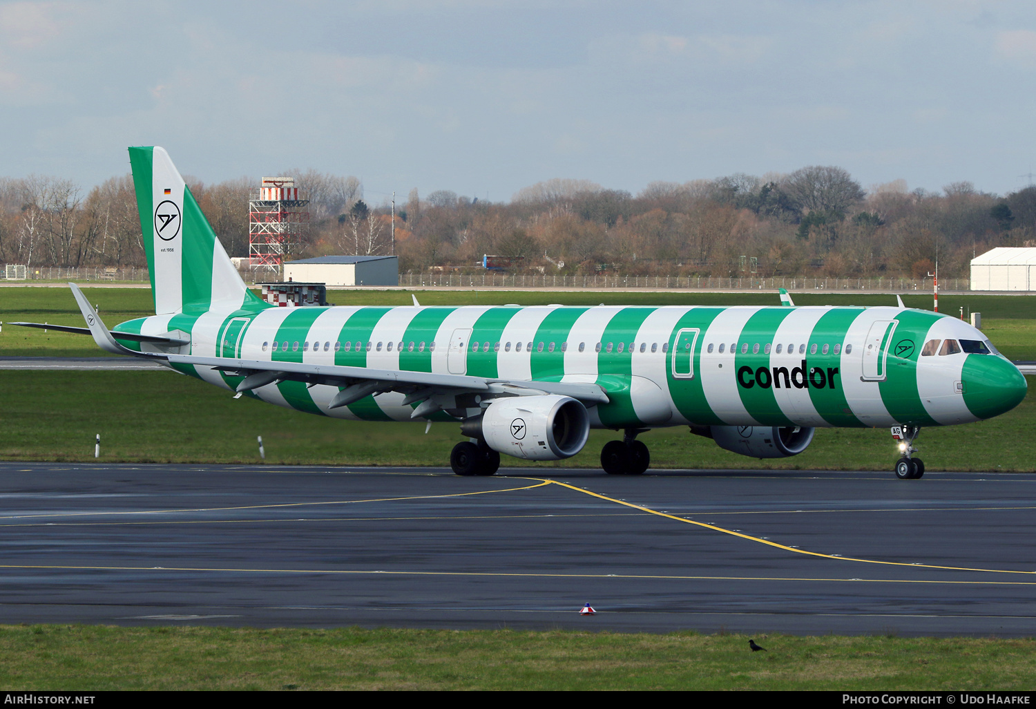 Aircraft Photo of D-AIAG | Airbus A321-211 | Condor Flugdienst | AirHistory.net #555892