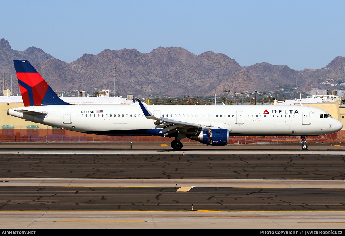Aircraft Photo of N382DN | Airbus A321-211 | Delta Air Lines | AirHistory.net #555926