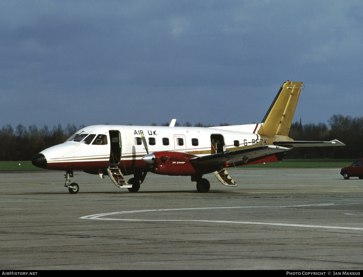 Aircraft Photo of G-BFZK | Embraer EMB-110P2 Bandeirante | Air UK | AirHistory.net #555929