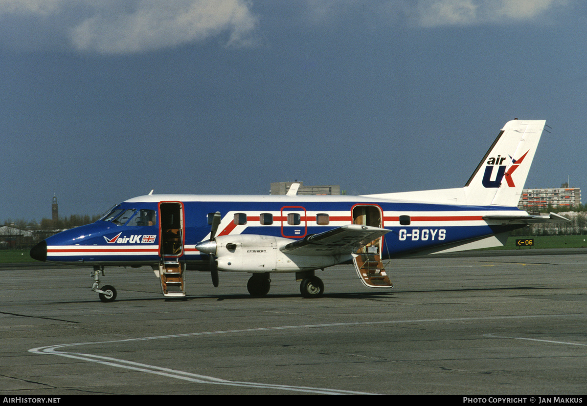 Aircraft Photo of G-BGYS | Embraer EMB-110P2 Bandeirante | Air UK | AirHistory.net #555965