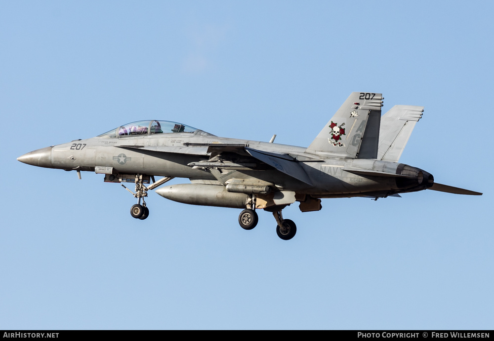 Aircraft Photo of 168487 | Boeing F/A-18F Super Hornet | USA - Navy | AirHistory.net #555980