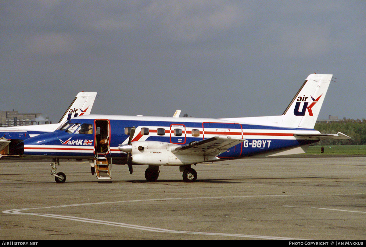 Aircraft Photo of G-BGYT | Embraer EMB-110P1 Bandeirante | Air UK | AirHistory.net #555982