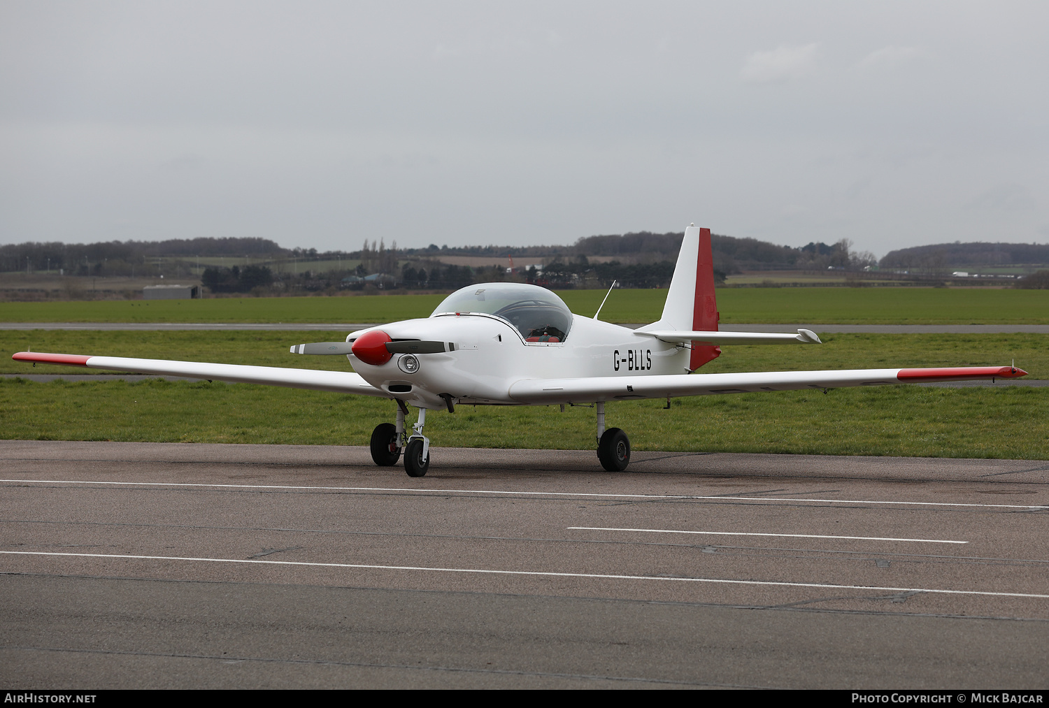 Aircraft Photo of G-BLLS | Slingsby T-67B | AirHistory.net #556040